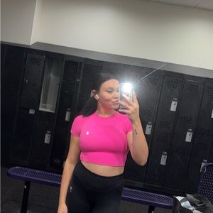 Meet your Posher, Ally